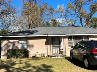 501 Holland Dr, Albany, GA 31705