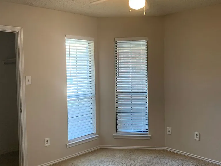 6828 Ridgetop Rd — Photo 13