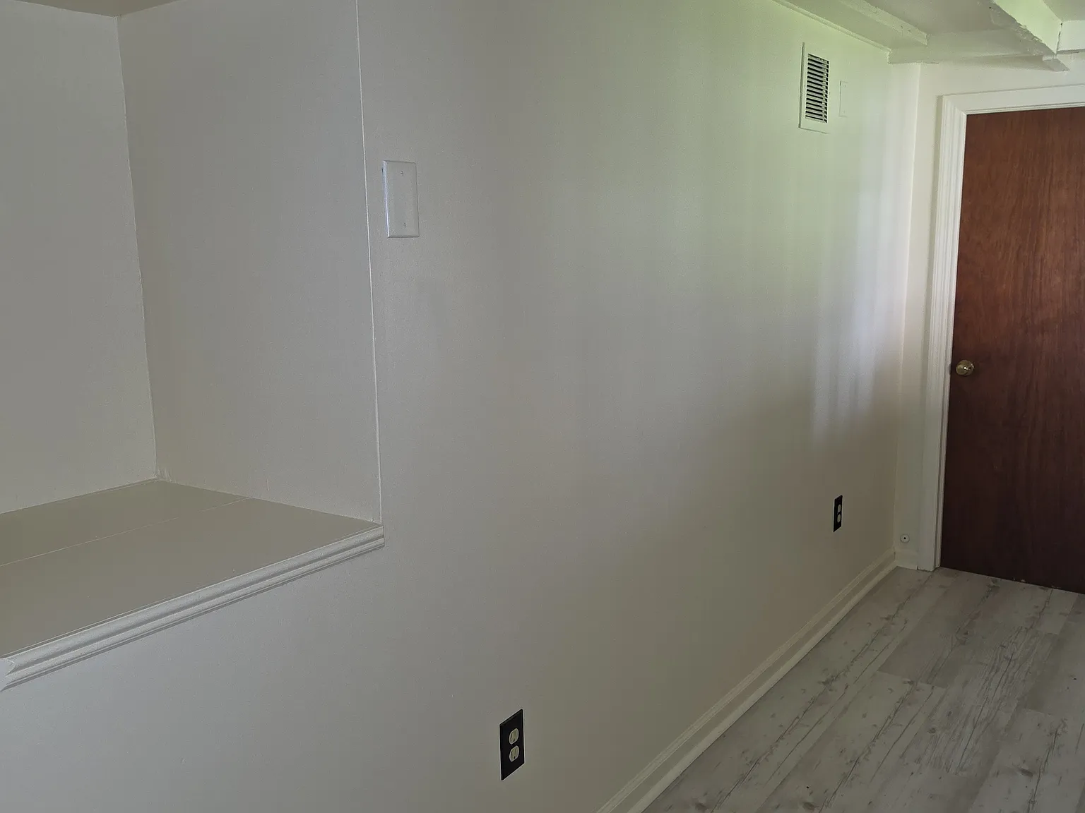 49 Valley St — Photo 4