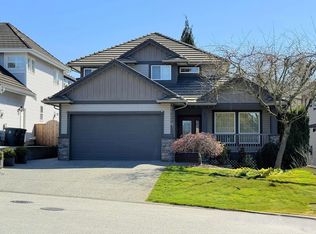 18296 66th Ave, Surrey, BC