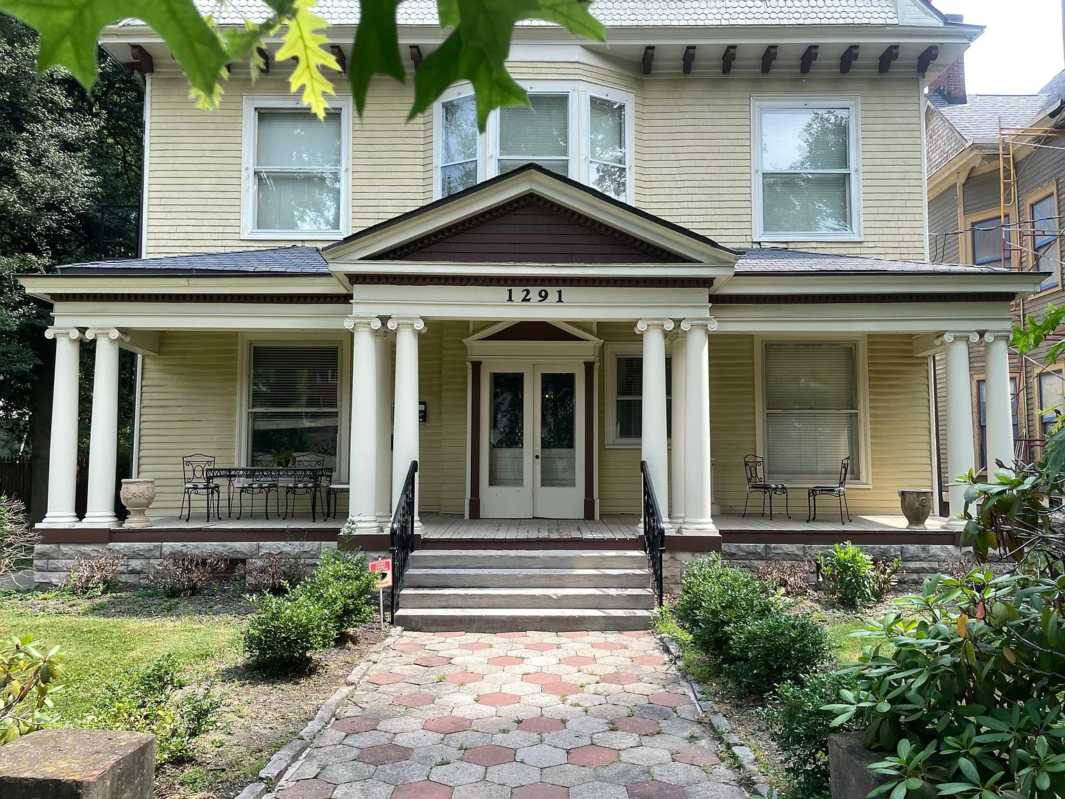 2 bed, $1,395 — Photo 2