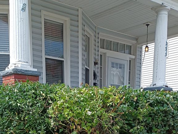 2nd image of 233 W 27th St #B