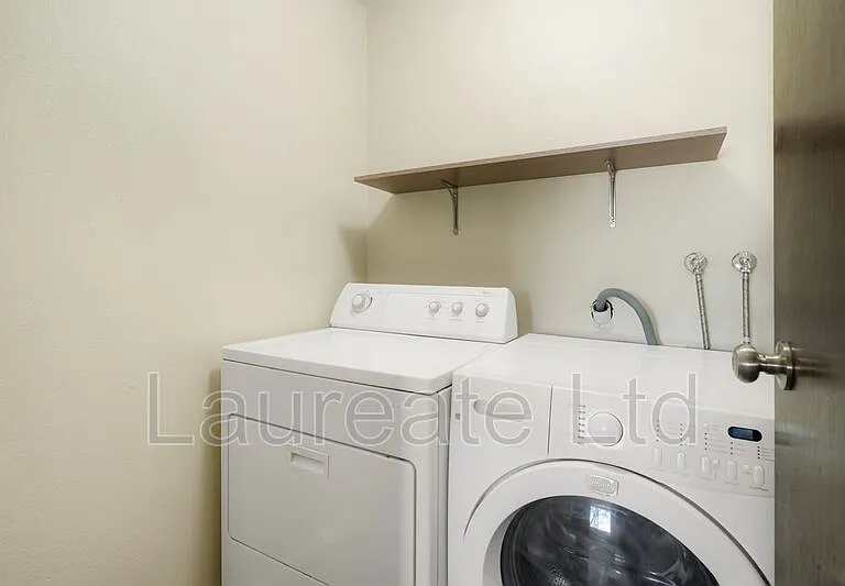 8555 Fairmount Dr #I202 — Photo 13