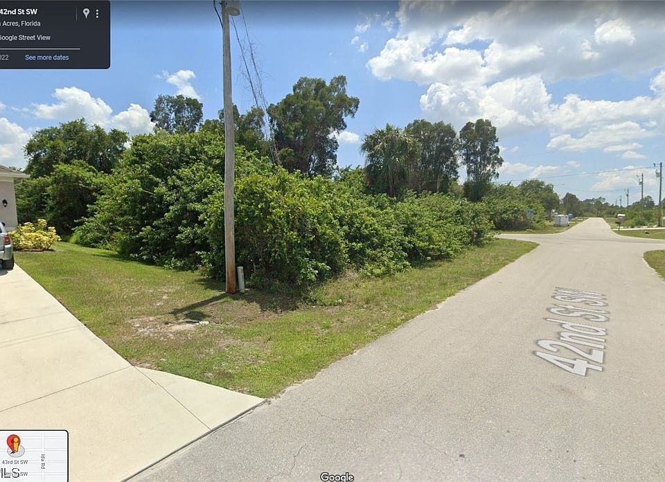 2nd image of 2919 42nd St SW