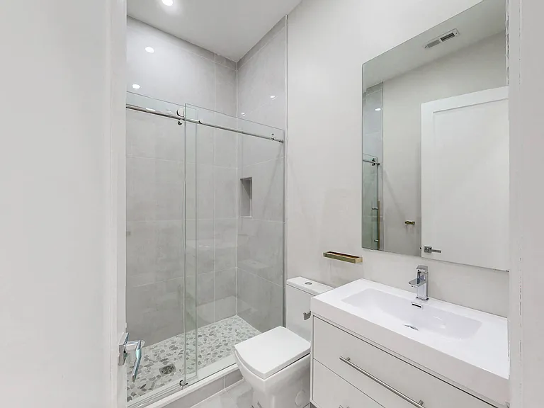 1 Jackson St #201 — Photo 10