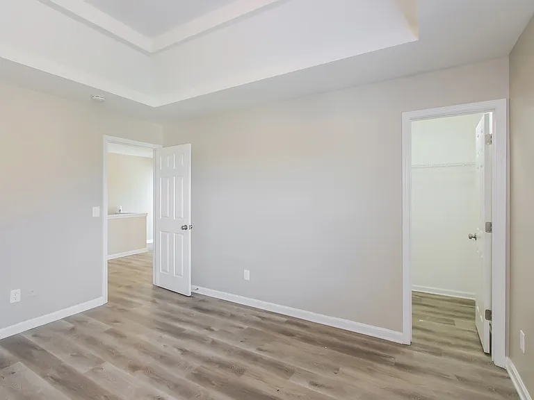 2436 Cornell Cir — Photo 12