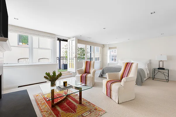 Sold by Compass | media 52