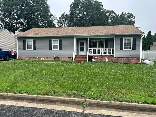 1st image of 617 Shamrock Dr