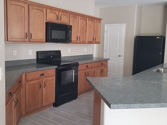5th image of 40237 W Green Ct