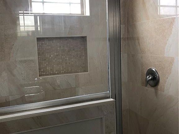 4th image of 800 E Myrtle Beach Ave #3
