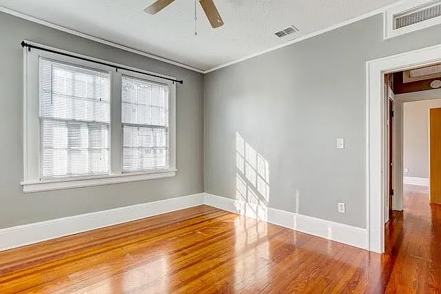1615 Mallory St #UPSTAIRS — Photo 12