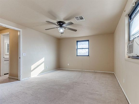 5th image of 7404 NW 27th St