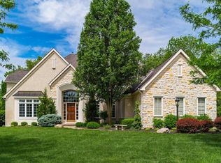 5490 Heathrow Dr, Powell, OH