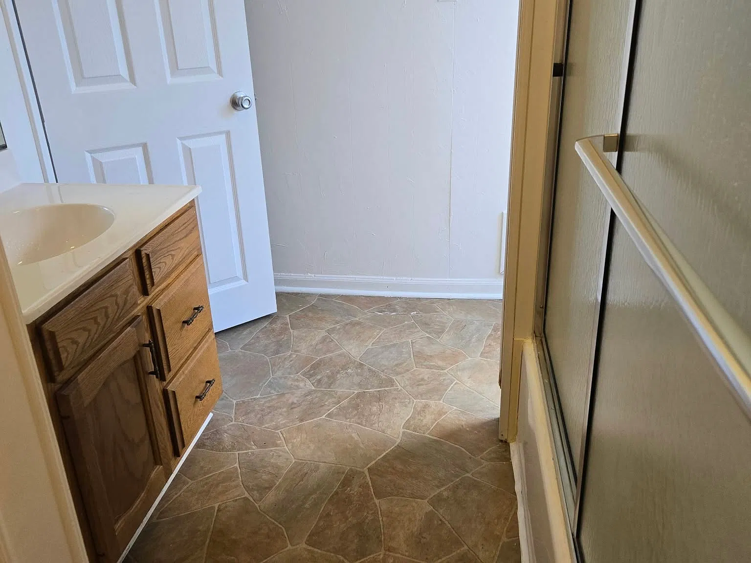 3 bed, 1474 sqft, $1,400 — Photo 3