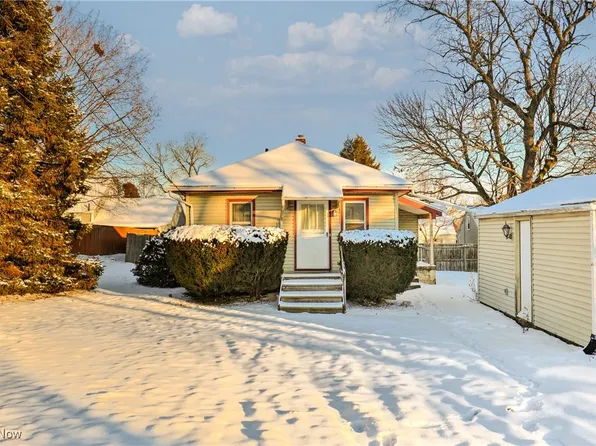 2123 37th St NW, Canton, OH 44709