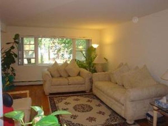 2nd image of 1930 W Estes Ave APT 103