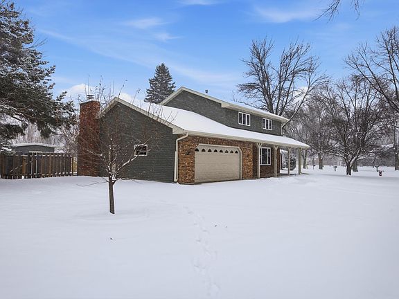 2nd image of 3601 Evergreen Rd N