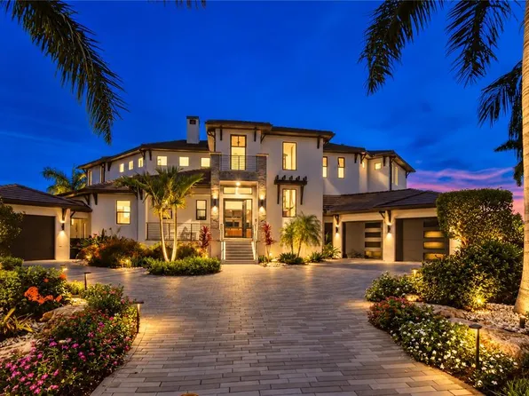206 6TH STREET E, TIERRA VERDE, FL 33715