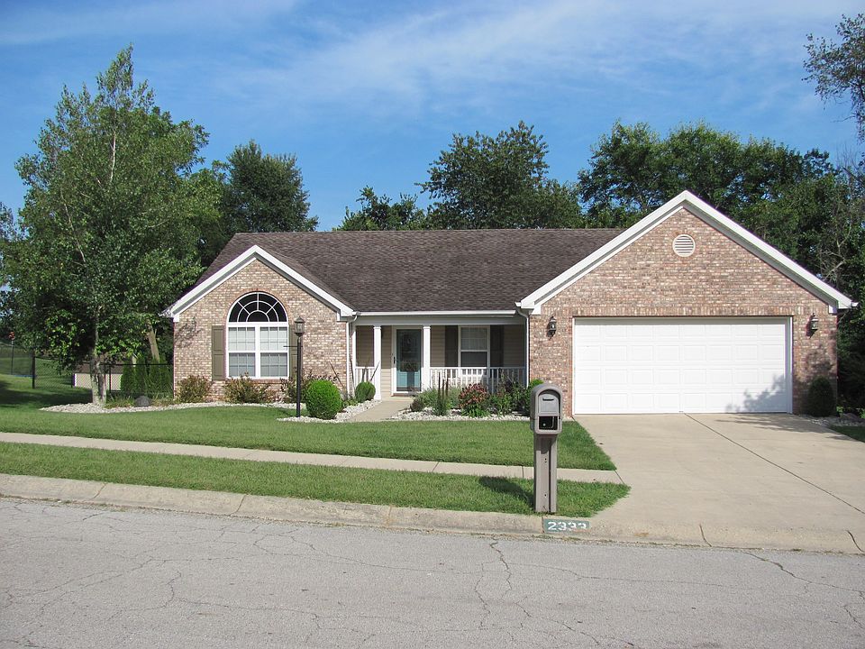1st image of 2333 Oak Park Dr