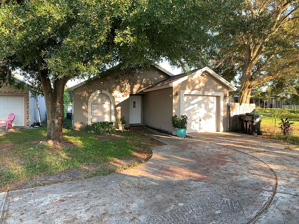 1st image of 414 Southern Charm Dr