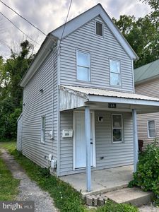 818 Washington St, Cambridge, MD, 21613