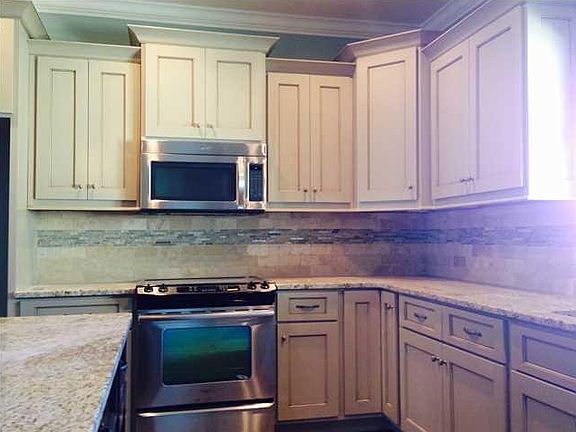 4th image of 1712 Gable Green Dr #39