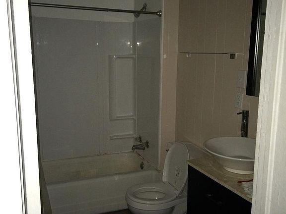 bathroom/shower