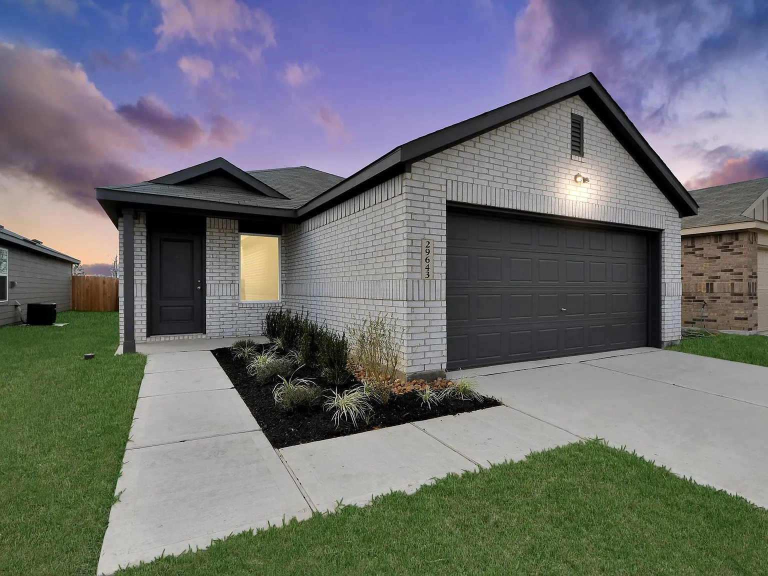 4 bed, 2.0 bath, 1607 sqft, $1,944 — Photo 1