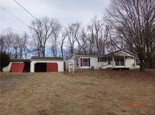471 Millburn Rd, Mercer, PA 16137