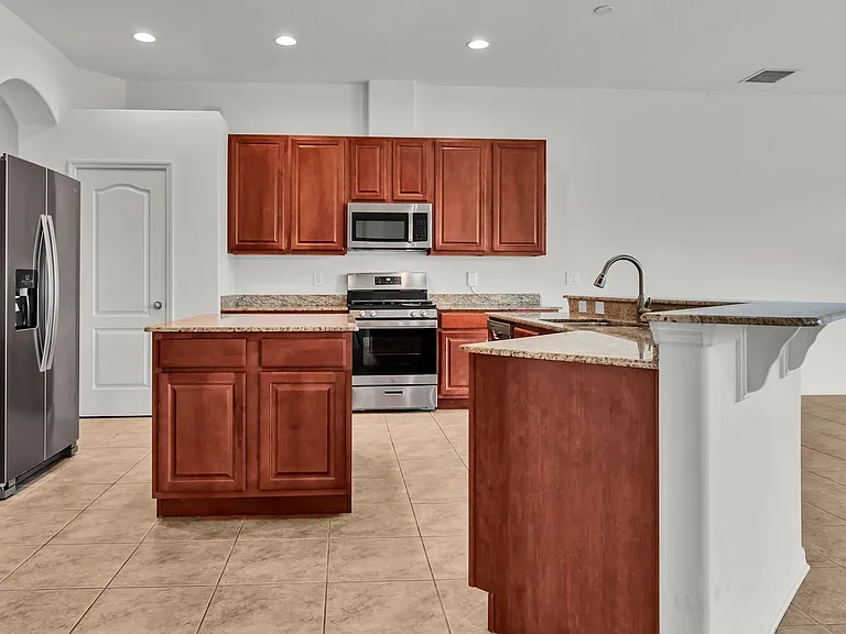 1341 Salmonberry St — Photo 14
