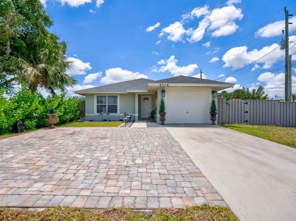 8376 SE Alamanda Way, Hobe Sound, FL 33455