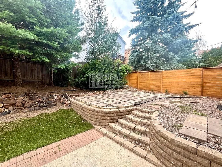2675 Landsdown Pl — Photo 22