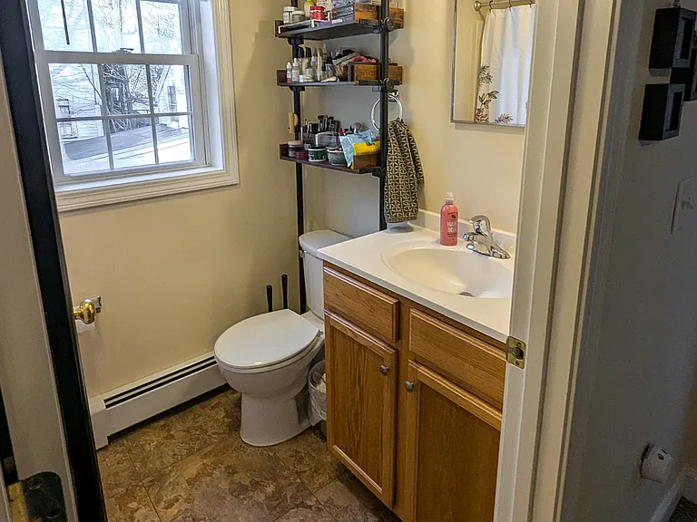 8 Kossuth St #202 — Photo 13
