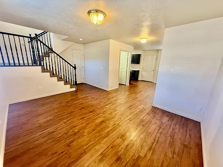 640 N 2720 E #1 — Photo 4