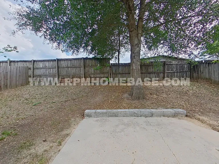 338 Apple Dr — Photo 12