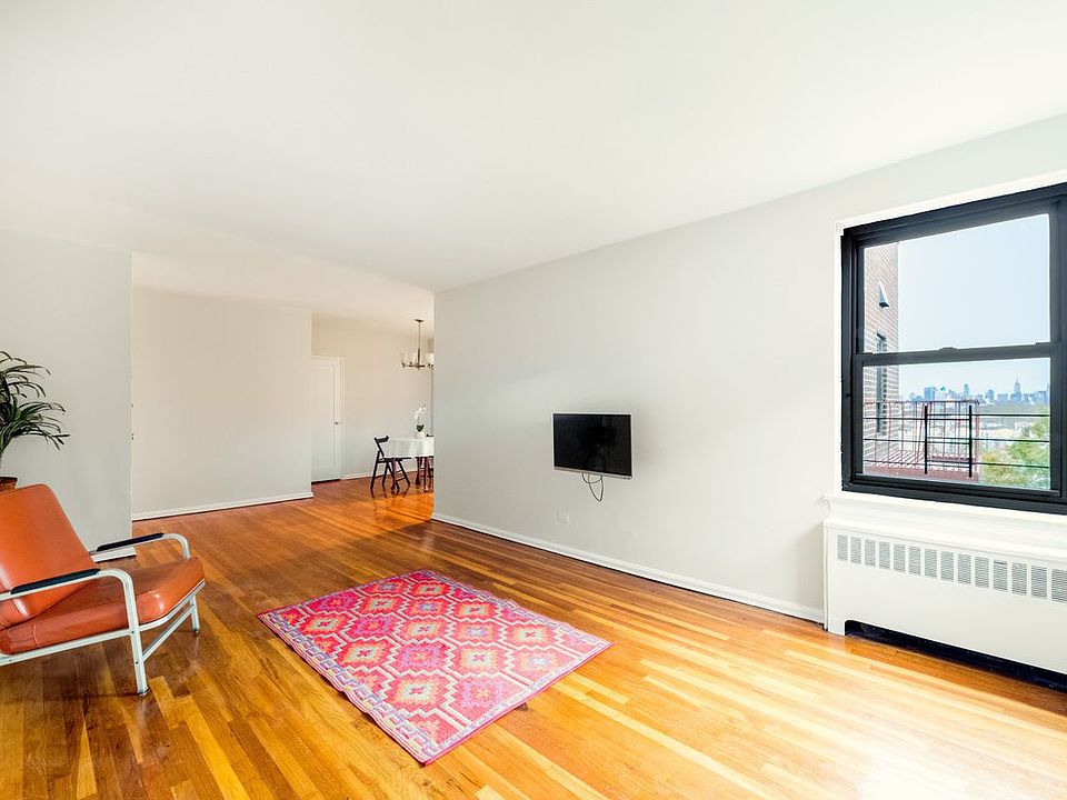 1st image of 3220 89th St #601