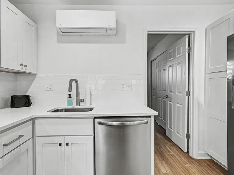 1309 Hudson Ave #A3 — Photo 25