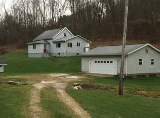 4107 Picador Rd, Carrollton, OH 44615