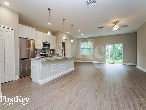 2nd image of 2420 San Filippo Dr SE