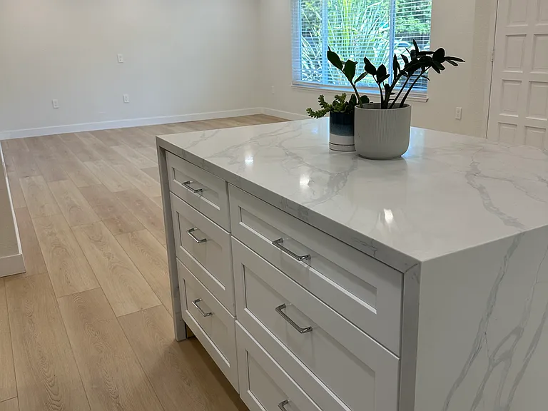947 Azure St #1 — Photo 4