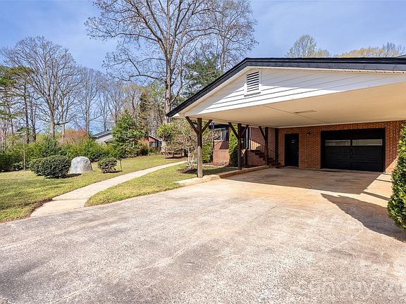 4th image of 9424 Pembroke Rd