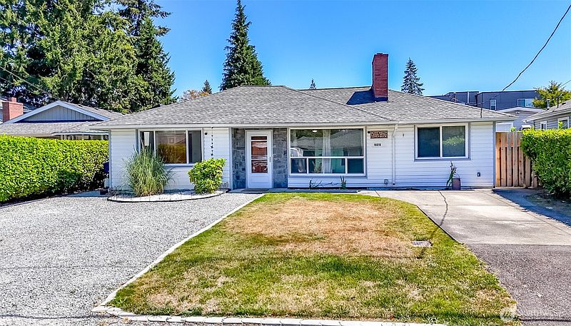3rd image of 16016 12th Avenue SW