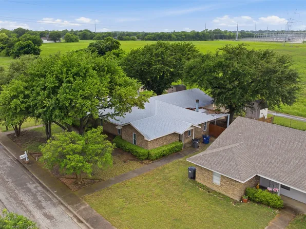 1729 Jenkins Ln, Red Oak, TX 75154