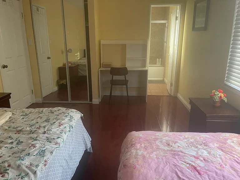 2548 Mayflower Ave #B — Photo 25