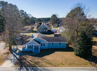 301 W Blanche St, Selma, NC 27576