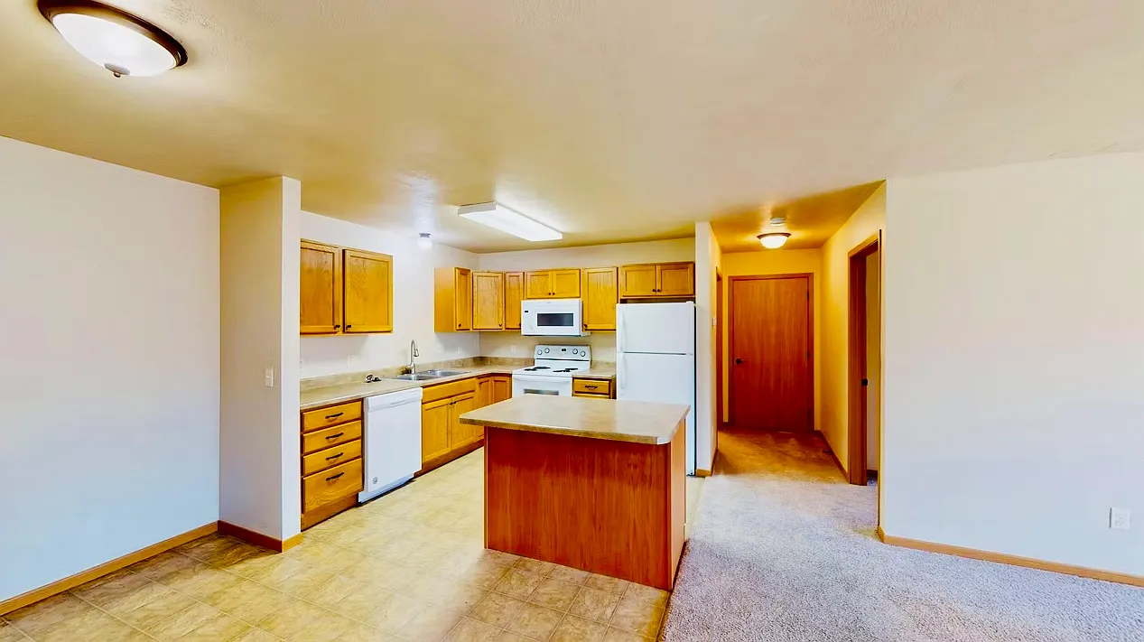2 bed, 1125 sqft, $1,050 — Photo 1