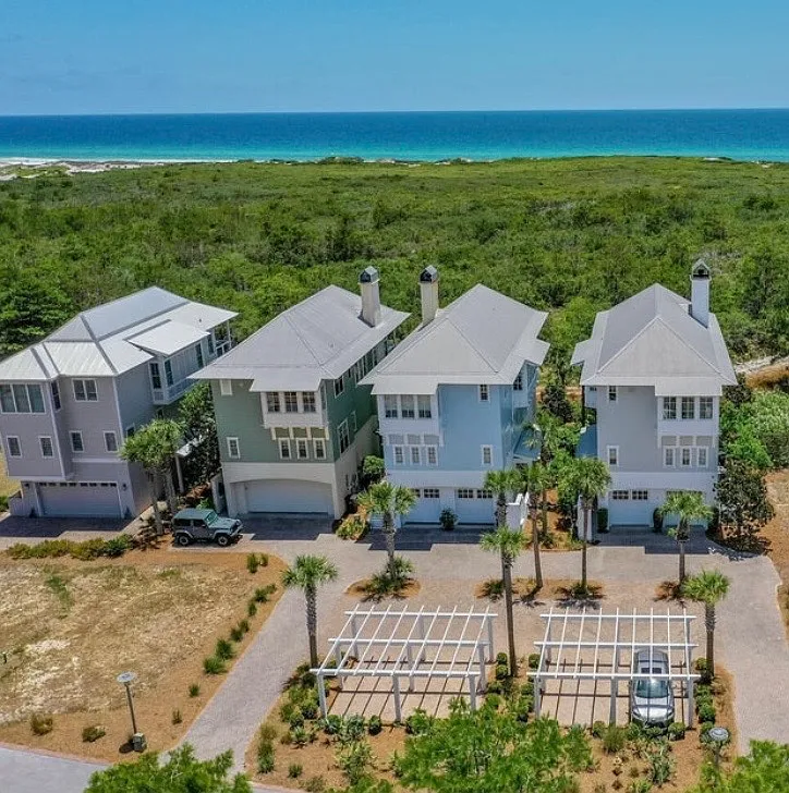 4 bed, 4.5 bath, 3295 sqft, $9,900 — Photo 4