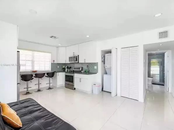 8690 Grand Canal Dr, Miami, FL 33144