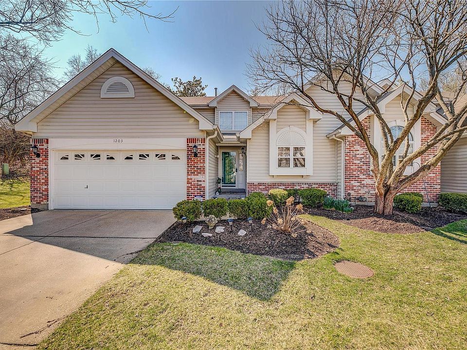 1st image of 1203 Moorland Woods Ct