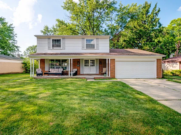 30280 Woodgate Dr, Southfield, MI 48076